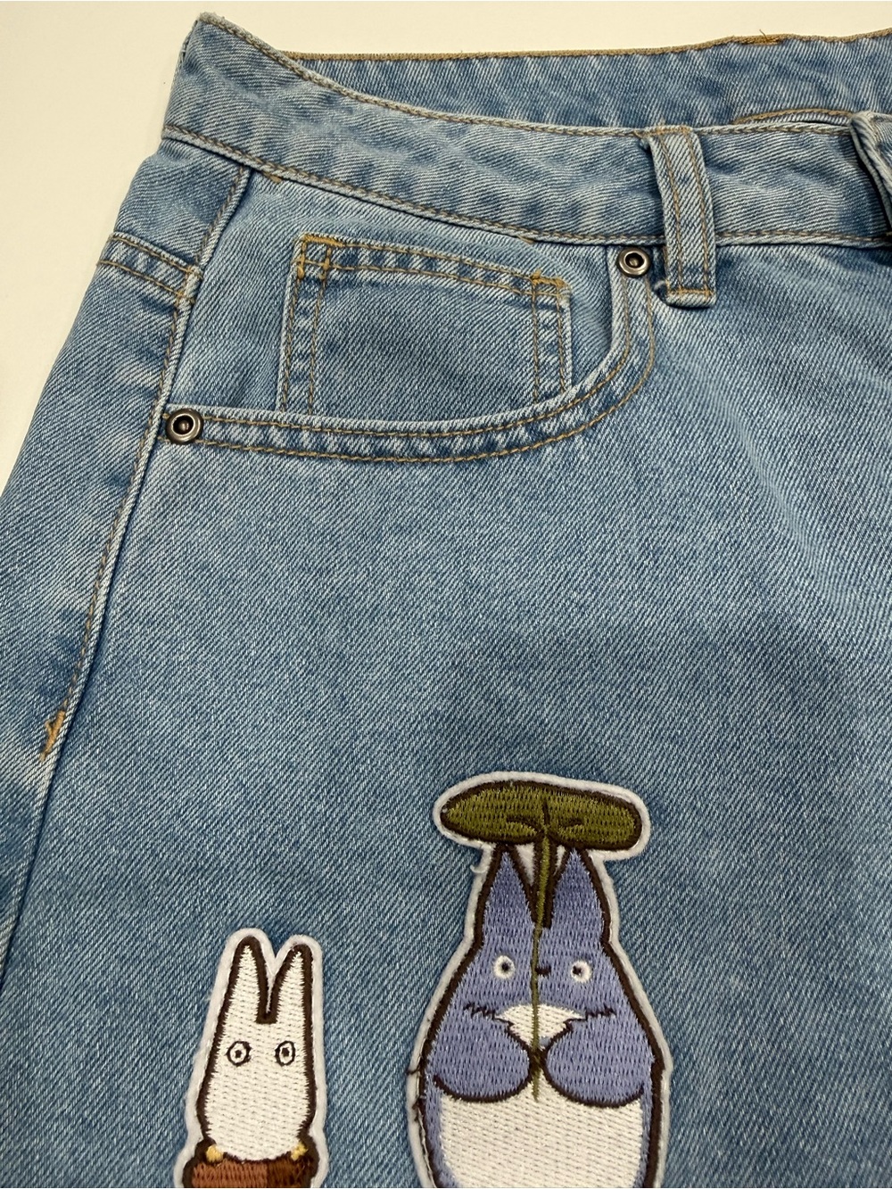 Her Universe My Neighbor Totoro Denim Shorts Blue High Rise Size 5 Hot Topic - Picture 4 of 7